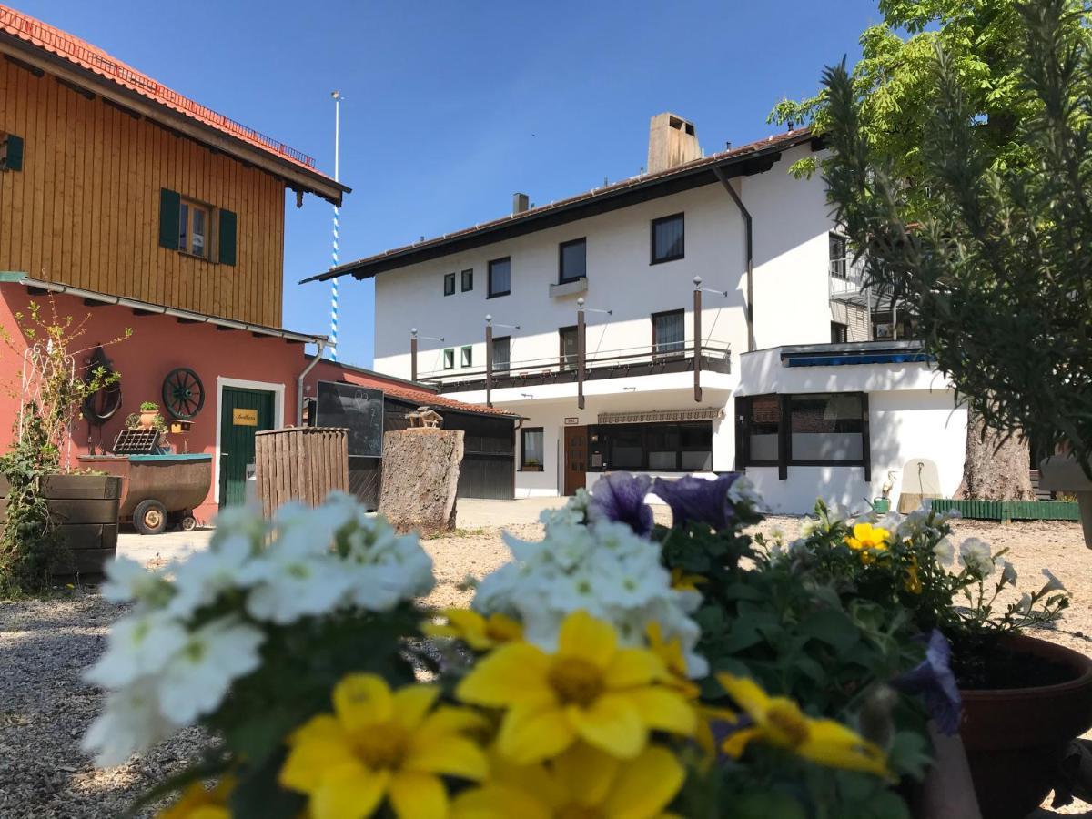 Hotel Weissbraeu 4*