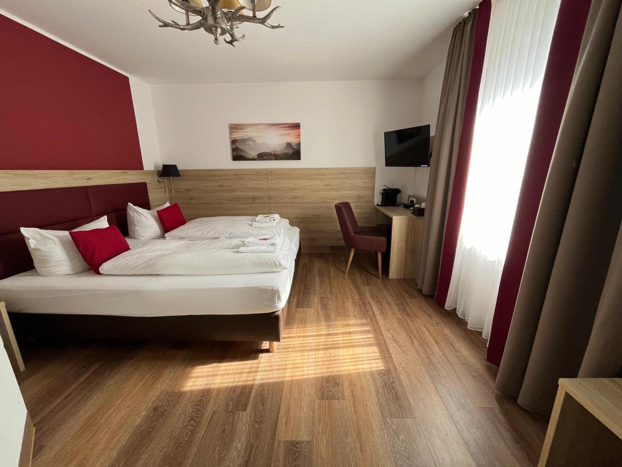 Weissbraeu Hotel Oberhaching